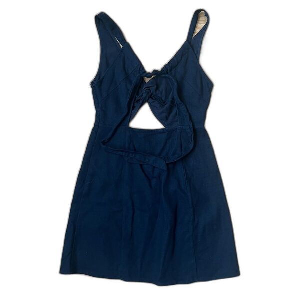 Cotton Linen Black Mini Dress with Sleek Silhouette Keyhole Back Tie Chic - Picture 4 of 6